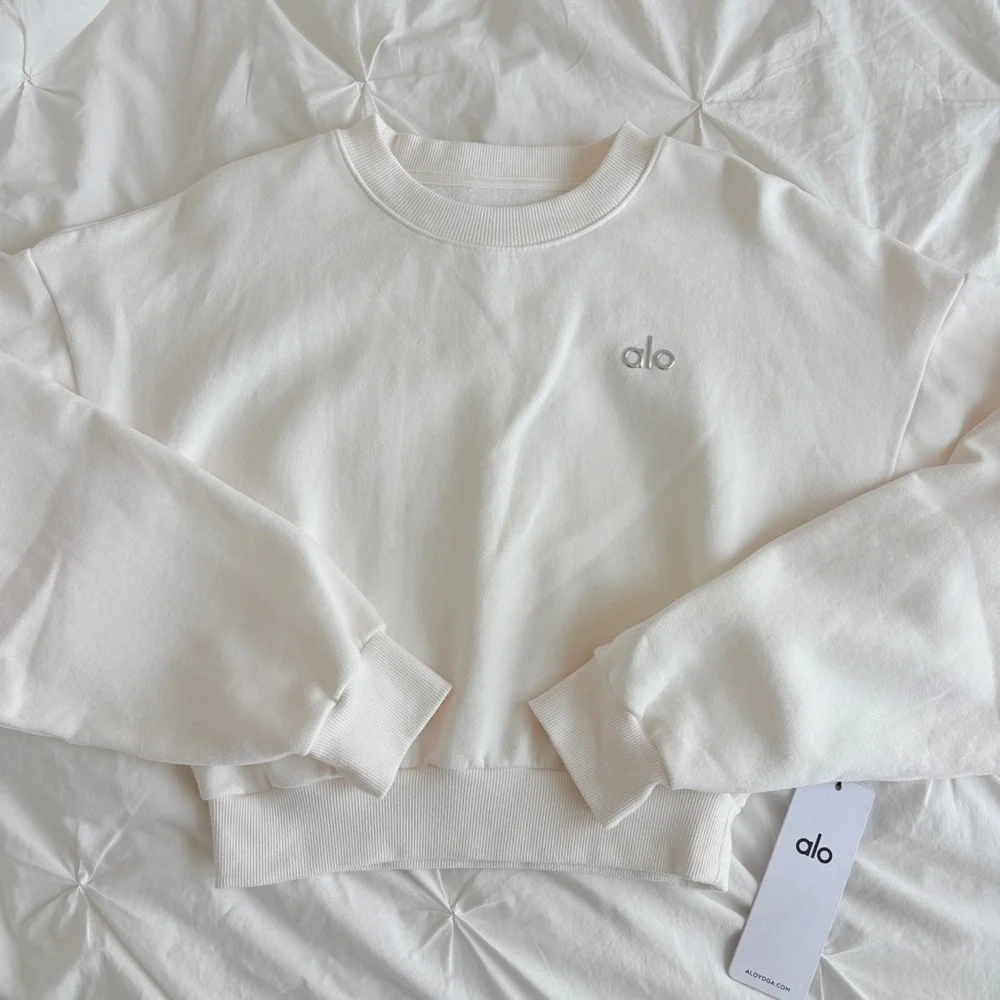 Alo Cropped Accolade Crewneck - Picture 1 of 5
